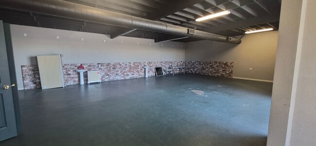 Building Photo - 124 S Porter Rd