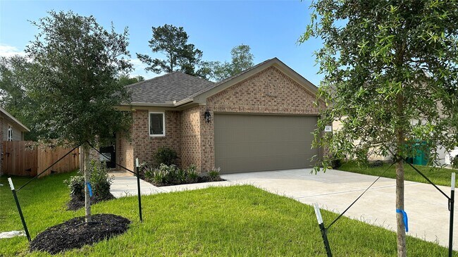 Foto del edificio - 221 Harper Ridge Dr