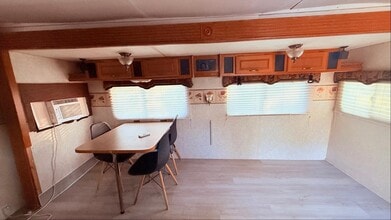 Building Photo - 6806 Treefern Dr