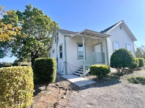 Building Photo - 1515 Stony Point Rd