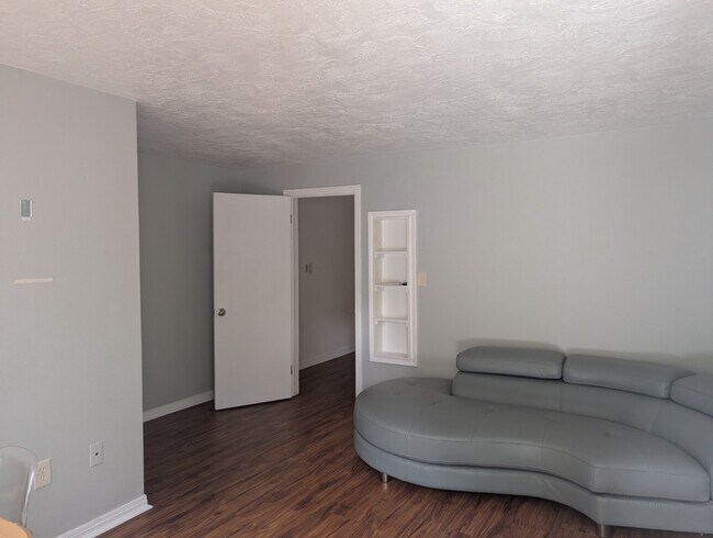 Foto del edificio - 611 NW 35th St