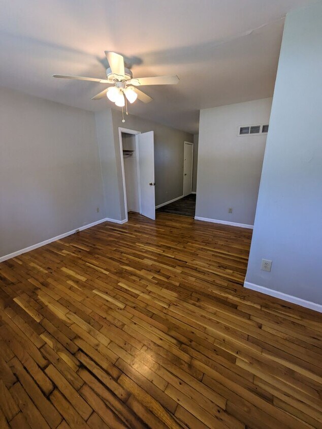 Sugar Creek Gem! Ready for Immediate Move In House Rental in Sugar