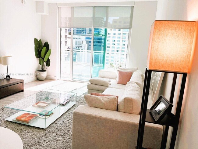 Foto del edificio - 1080 Brickell Ave