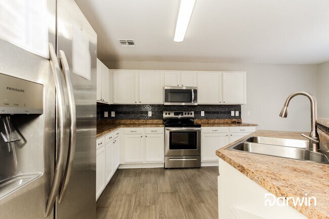 Building Photo - 22258 W Mesquite Dr