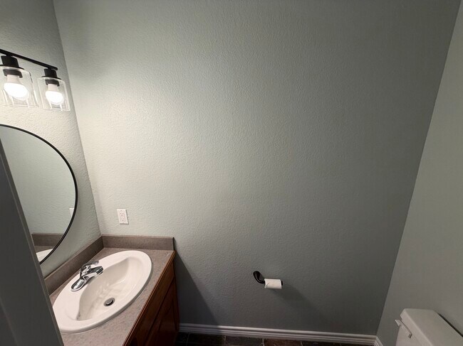 Medio baño - 421 W Thomas St