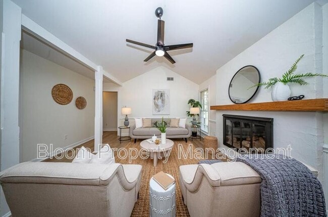 Building Photo - 132 Marion Rd