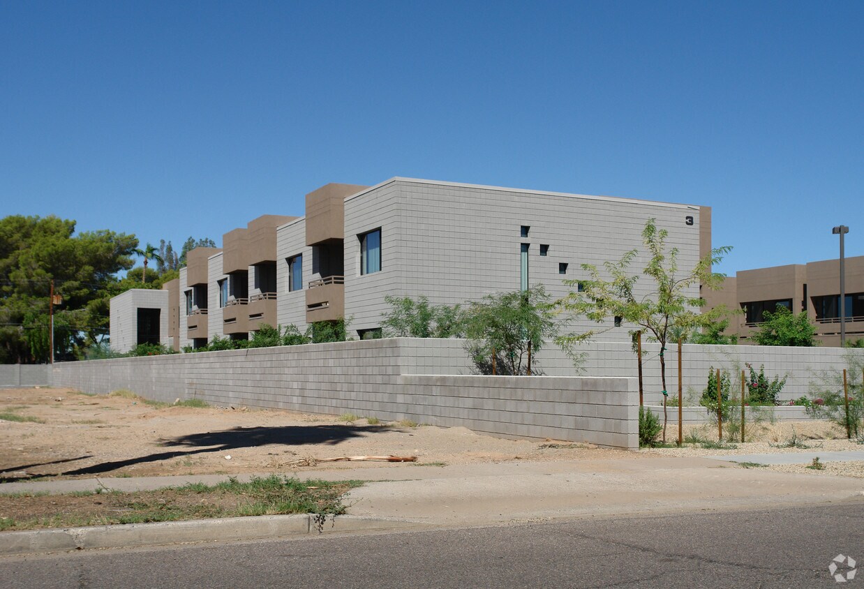 Biltmore Court 4230 N 21st St Phoenix AZ 85016 Apartments com Biltmore Court 4230 N 21st St Phoenix AZ 85016 Apartments com