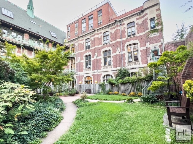 Foto del edificio - Washington Avenue #2M