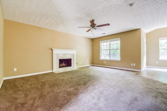Foto del edificio - 5675 Winchester Pl