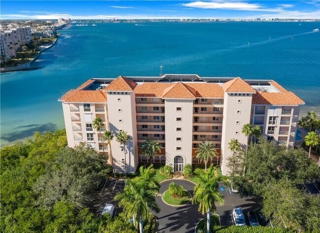 Foto del edificio - 4830 Osprey Dr S