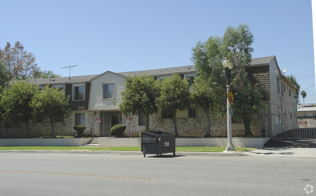 Building Photo - 245 Junipero Serra Dr