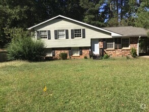 Building Photo - 7299 Indian Hill Trail