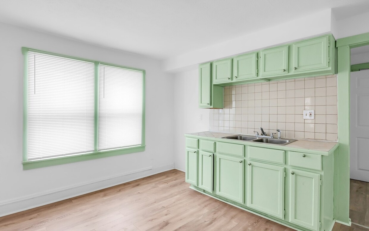 Foto principal - 509 E 143rd St