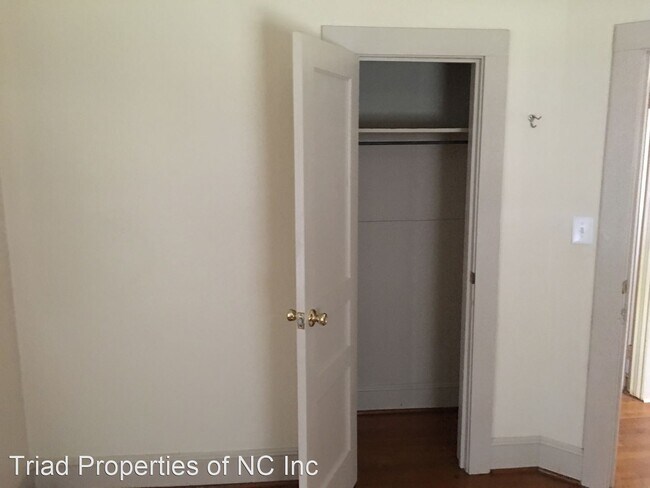 Foto del edificio - 2 br, 1 bath House - 726 Everett St