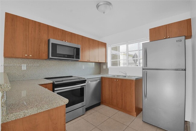 Building Photo - 13958 SW 260th St