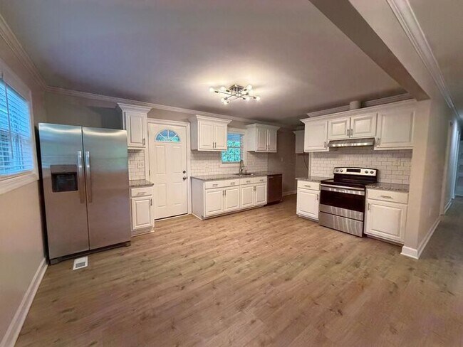 Foto del edificio - 3 Bedroom 2 Bath