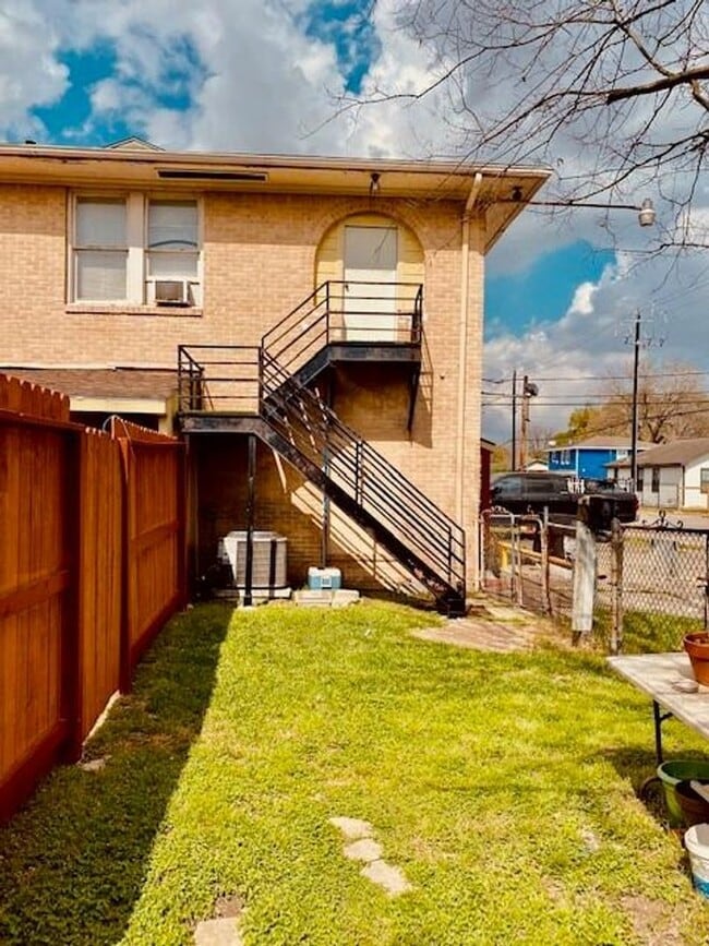 Photo - NICE 1 BEDROOM APARTMENT