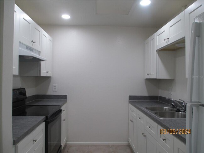 Building Photo - 4178 Corsair Ave