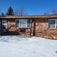 Building Photo - 1619 Palm Dr