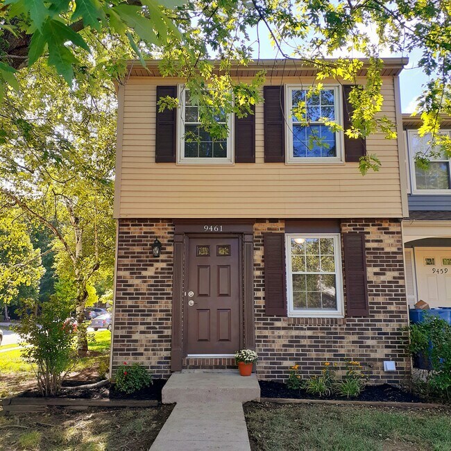 Foto del edificio - 9461 Aspen Grove Ln