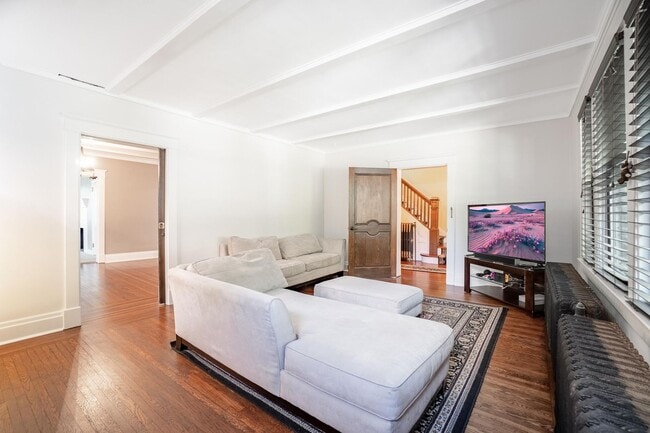 Foto del edificio - 6609 Church Ave