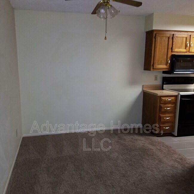 Foto del edificio - 12689 W 110th Terrace