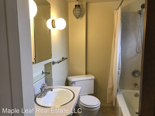 Foto del edificio - 2 br, 1 bath House - 504 N 76th St