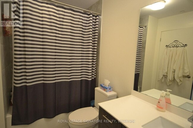 Building Photo - 150 Sabina Dr