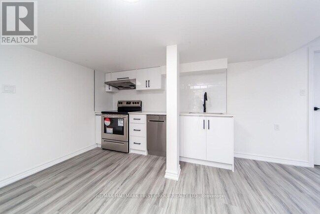 Photo du bâtiment - 1412 Major Oaks Rd