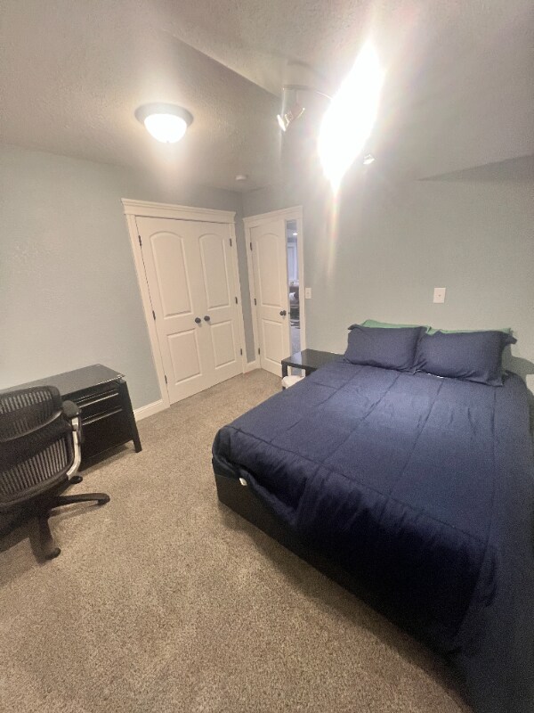 Foto del edificio - 3804 Brighton Dr