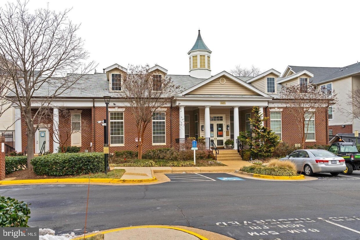 Primary Photo - 1600 Spring Gate Dr.