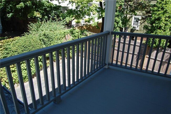 Building Photo - 11 Aldrich Terrace