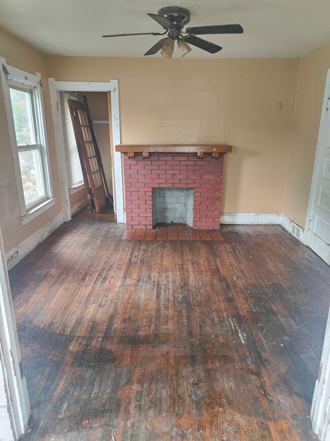 Building Photo - **NO BANK NEEDED- Seller will finance OWN YOUR DREAM HOME NOW