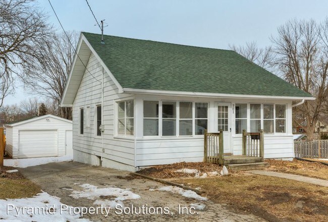 Building Photo - 2 br, 1 bath House - 701 Pleasant View Dr