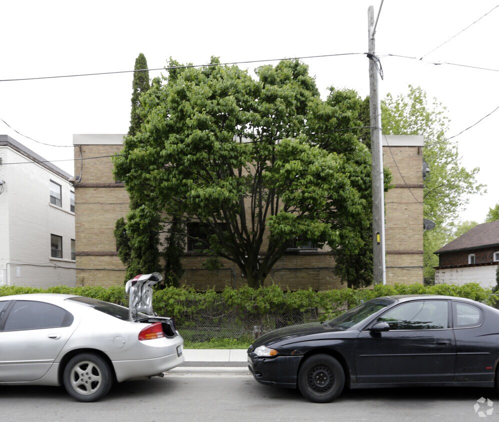 Building Photo - Birchlea Apartments