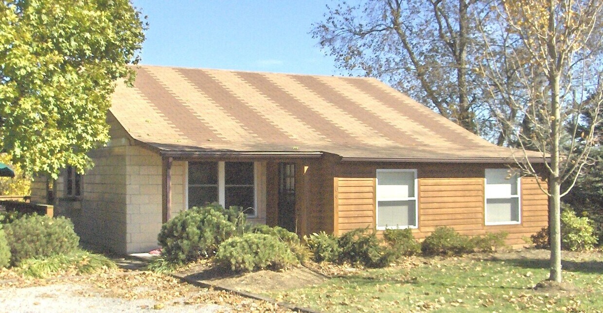 Primary Photo - 3 Bedroom 1 Bath House