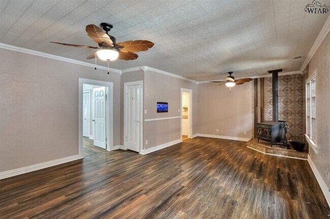 Building Photo - 1511 Speedway Ave
