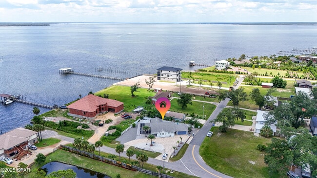 Building Photo - 2501 High Ave