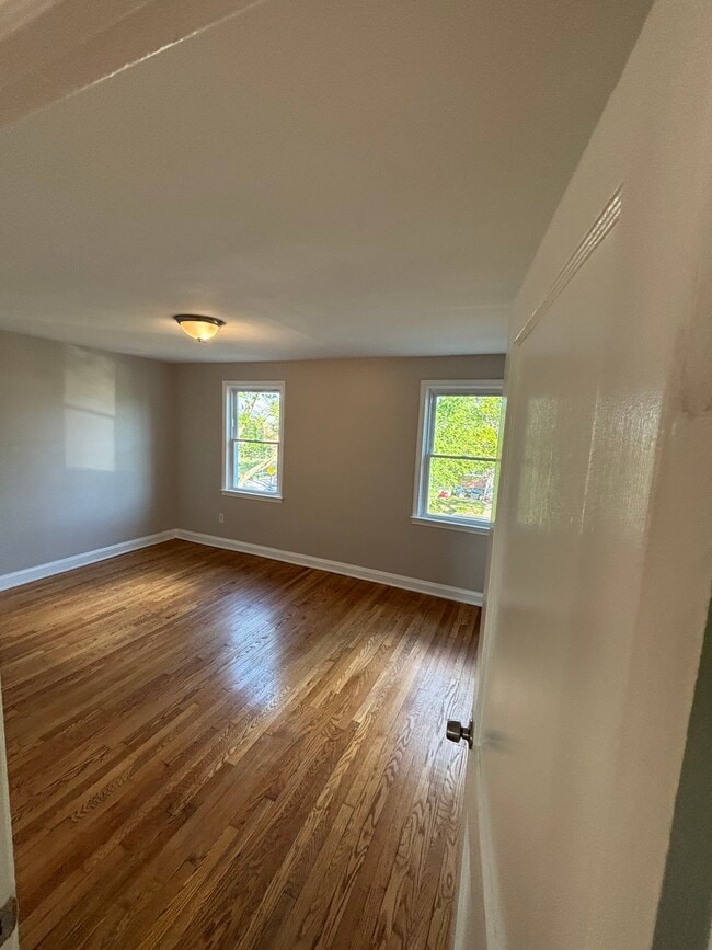 Building Photo - 3924 Elmora Ave