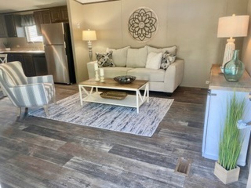 Foto del edificio - 133 N Lucky Ln