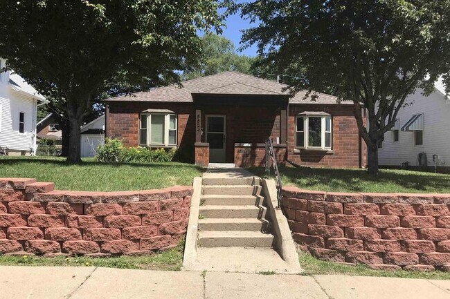 Foto del edificio - 5524 Mayberry St