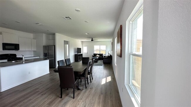 Building Photo - 219 Canley Lp