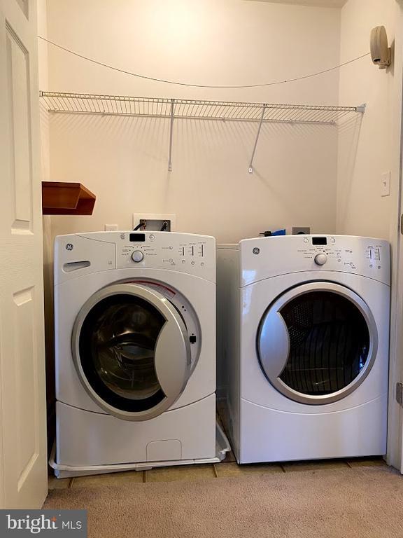 Foto del edificio - 120 Woodman Ct