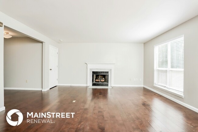 Building Photo - 16028 Sandalwood Creek Dr
