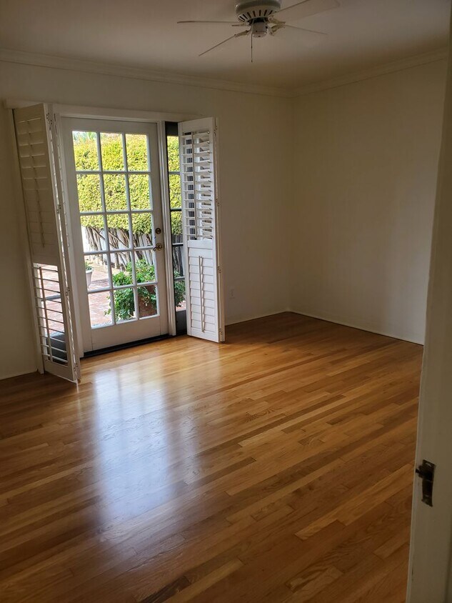 Primary Photo - Traditional Coronado Home with Tons of Out...