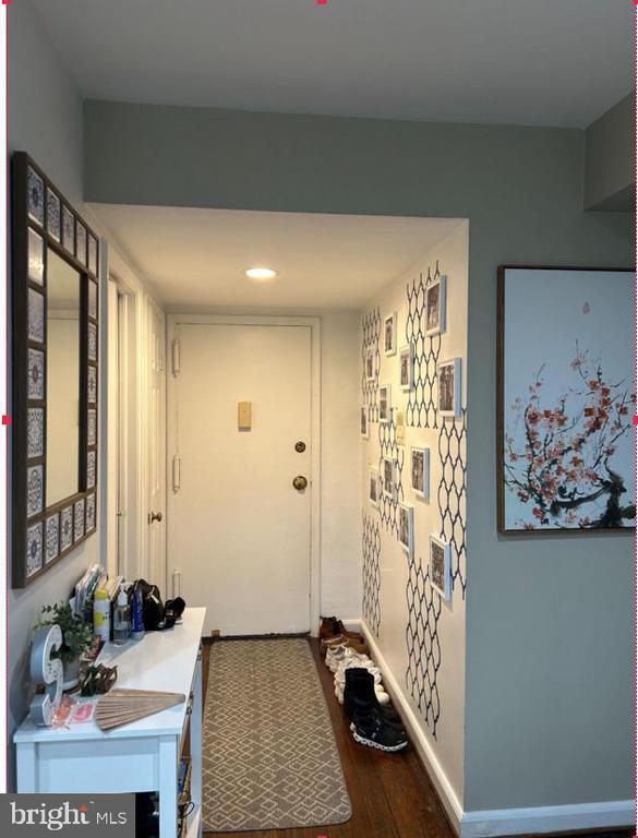 Foto del edificio - 3856 Porter St NW