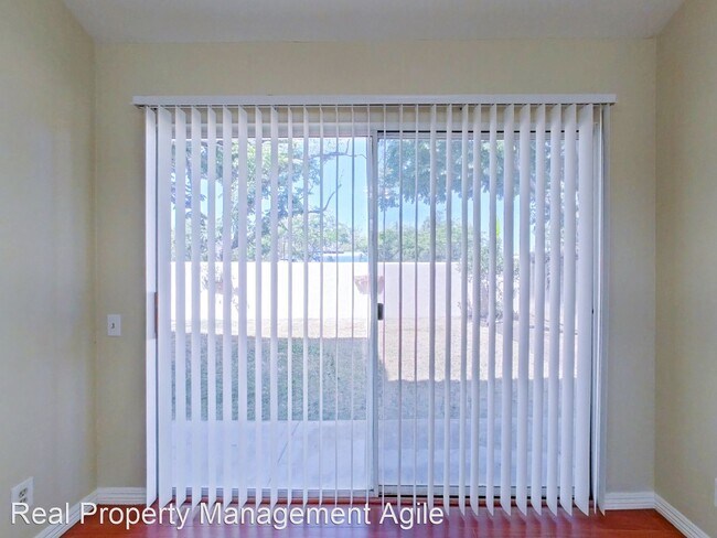 Building Photo - 3 br, 2.5 bath House - 27 Allyssum