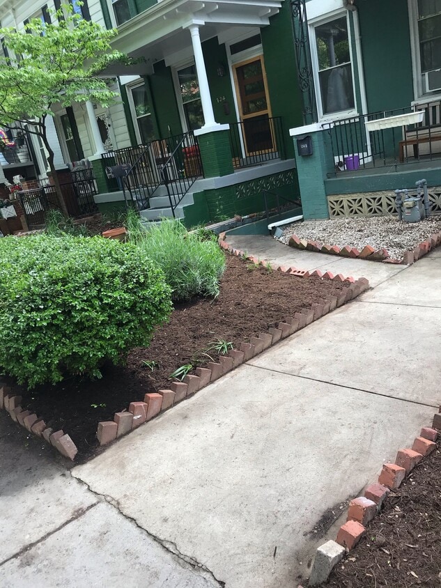 Primary Photo - 136 Bryant St NW