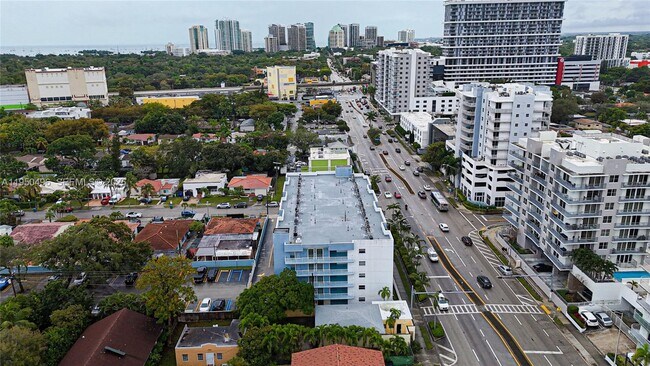 Foto del edificio - 2575 SW 27th Ave