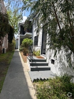 Building Photo - Fairfax Flats